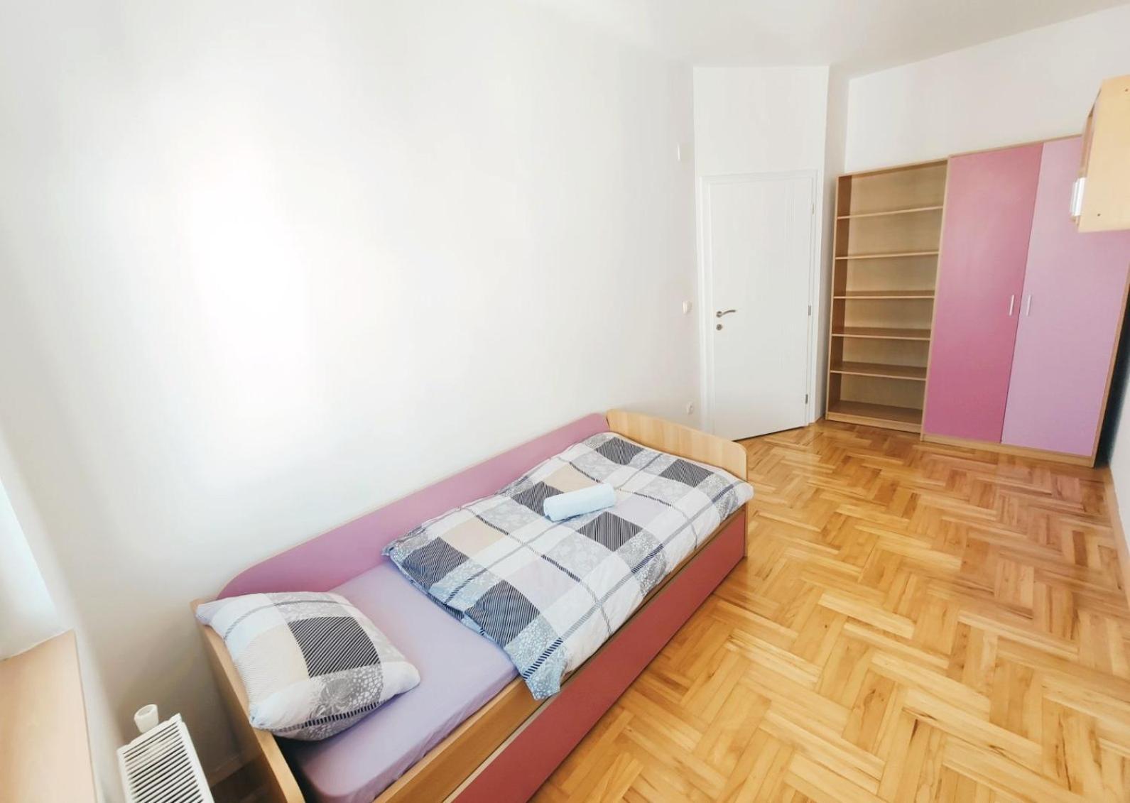 Urban Hostel&Apartments Skopje Zimmer foto